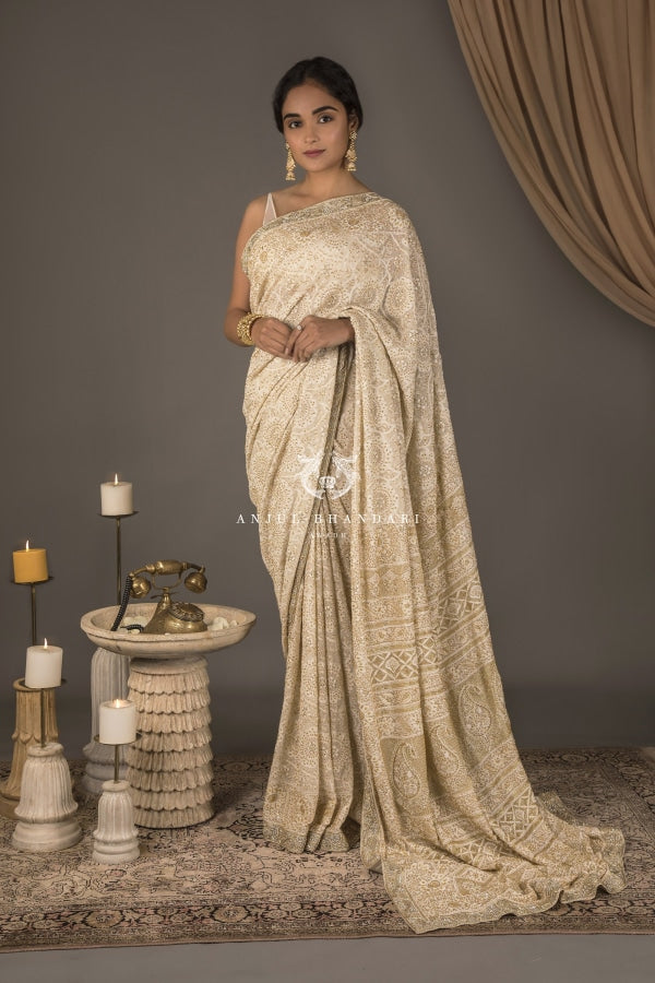 
                  
                    Load image into Gallery viewer, Saree Ivory
                  
                