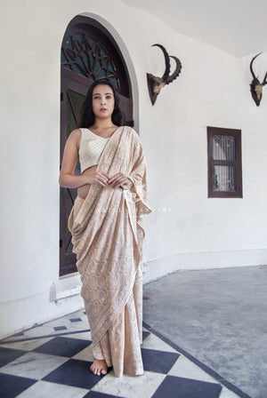 
                  
                    Load image into Gallery viewer, Saree Peach
                  
                